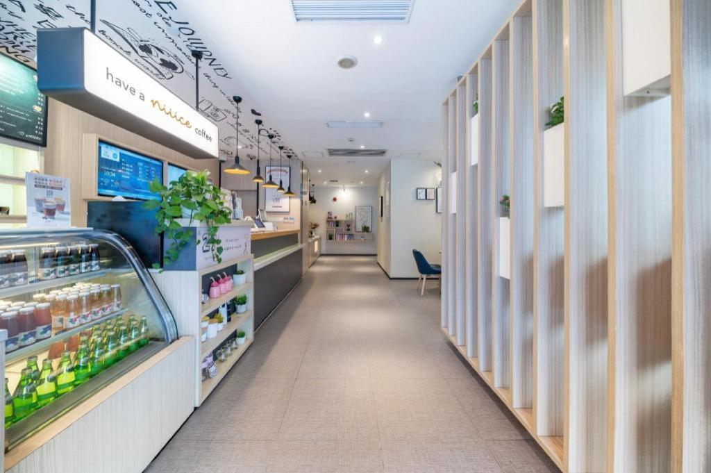 Hanting Hotel Shanghai Babaiban Pudian Road Subway Station Екстериор снимка
