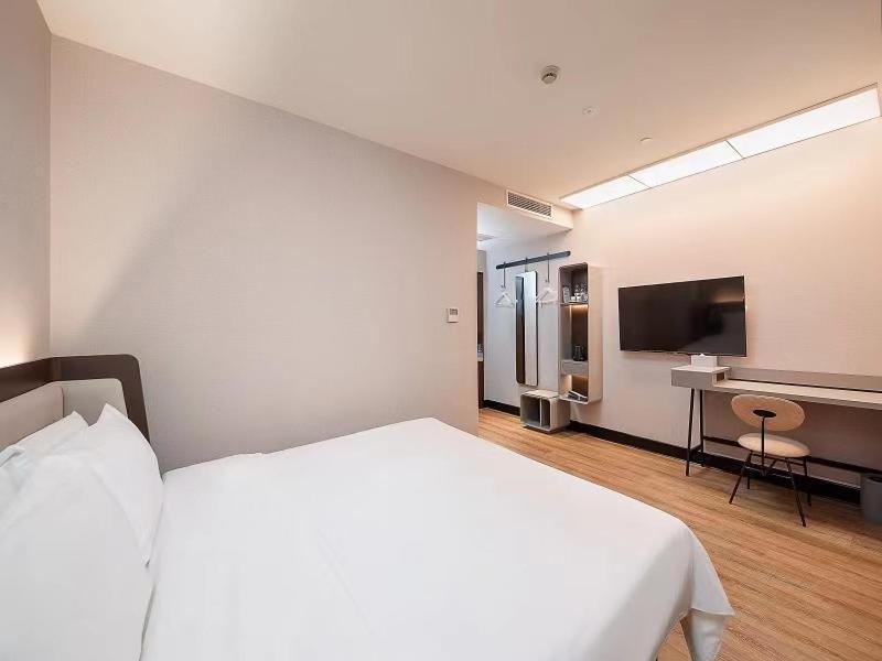 Hanting Hotel Shanghai Babaiban Pudian Road Subway Station Екстериор снимка