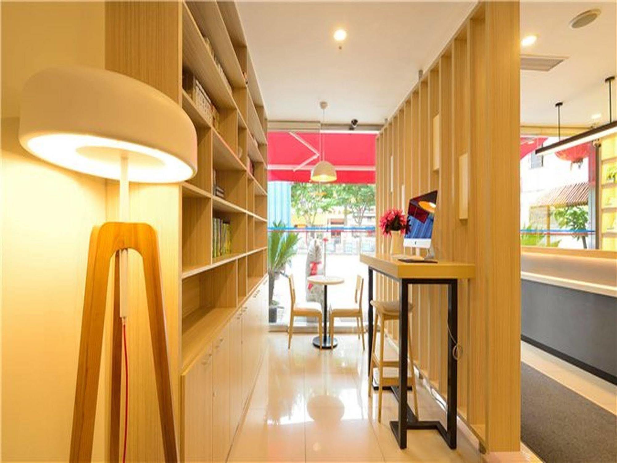 Hanting Hotel Shanghai Babaiban Pudian Road Subway Station Екстериор снимка